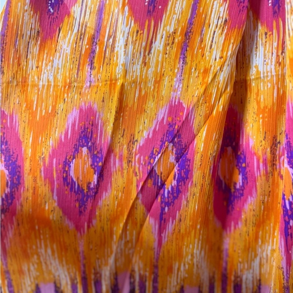 Summer is coming 
Women’s 3❤️82 Top - Picture 3 of 4